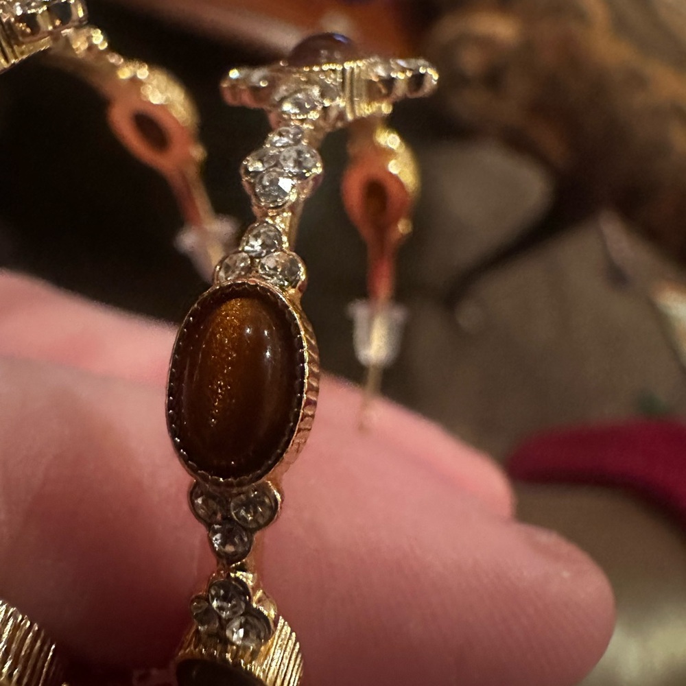Tigers Eye Elegant Brown and Gold Women's Earrings - Picture 11 of 14